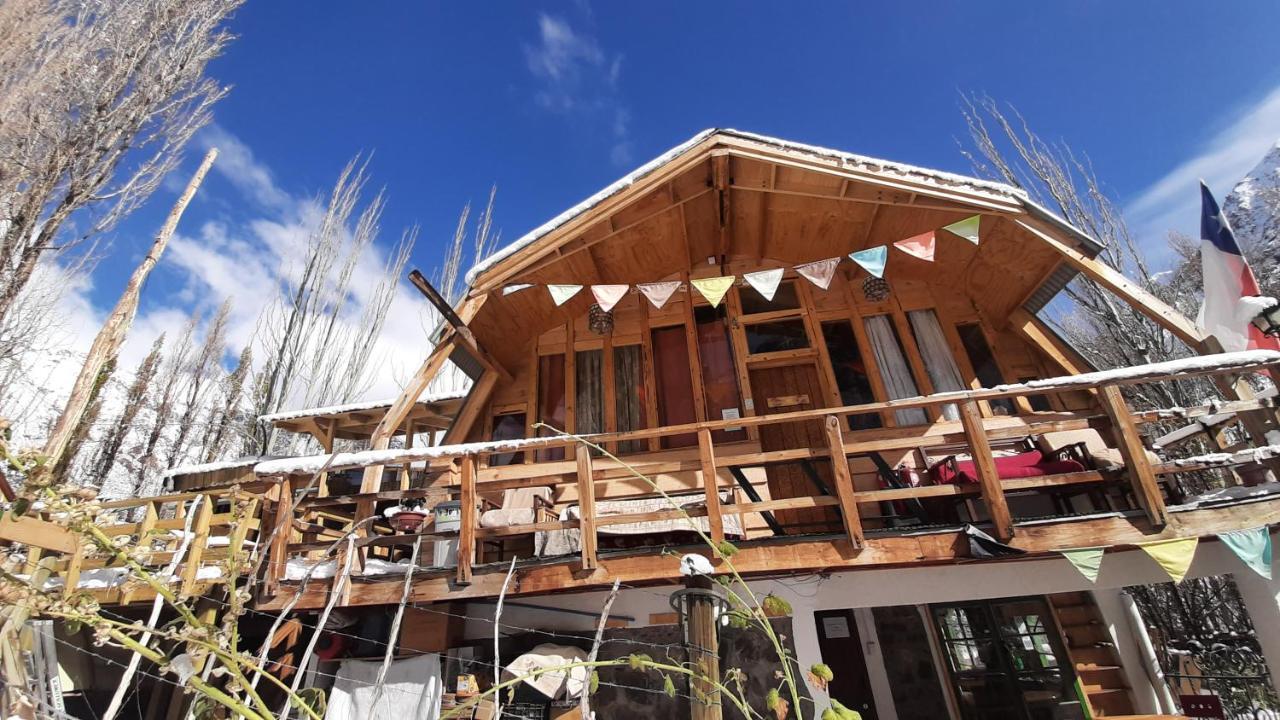 Hostal Crisol Refugio Lo Valdes Exterior photo