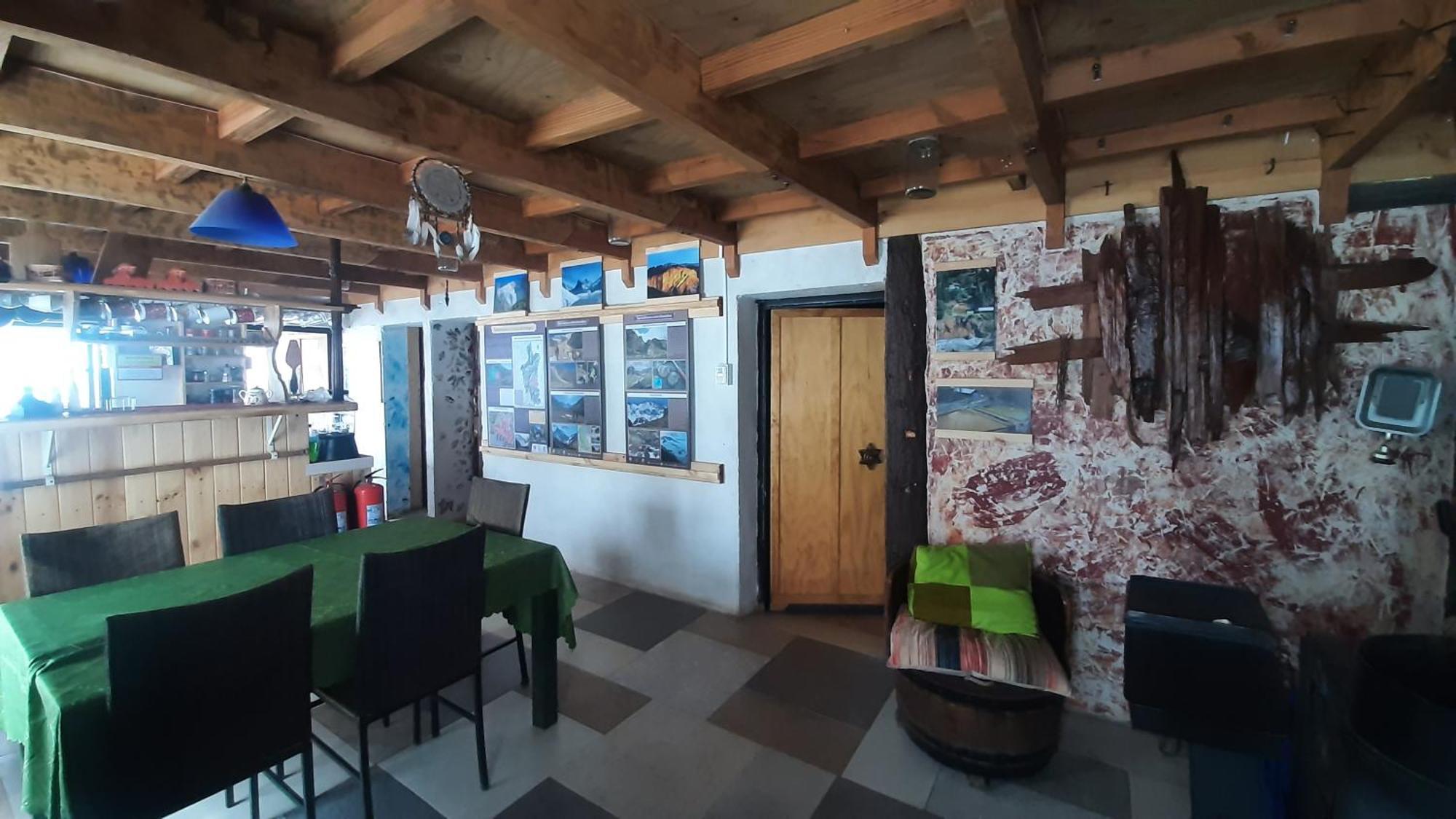 Hostal Crisol Refugio Lo Valdes Exterior photo
